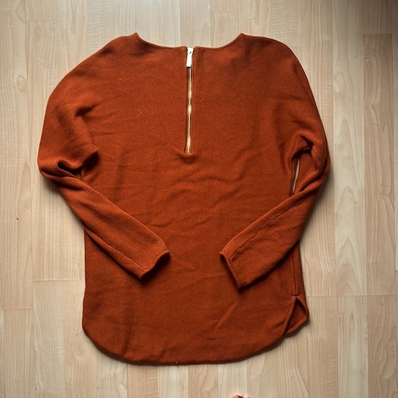 Michael Kors Sweater - Picture 4 of 5